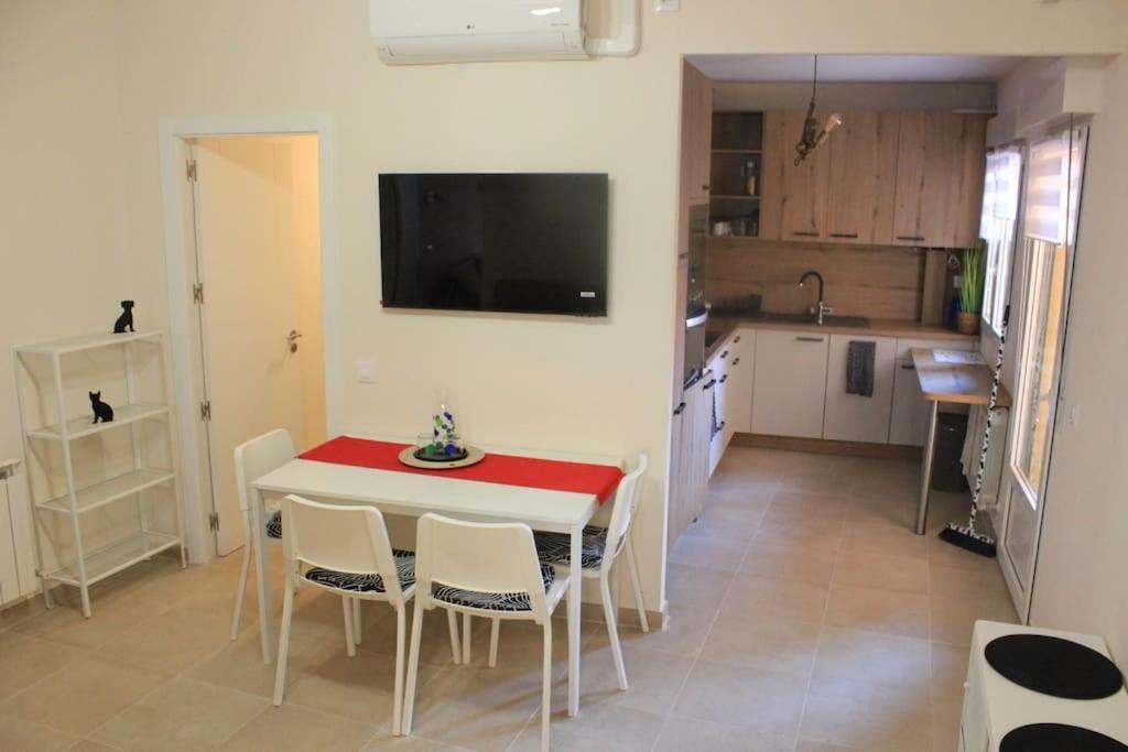 Encanto Celta, Super Centrico Con Parking Incluido Avila Exterior photo